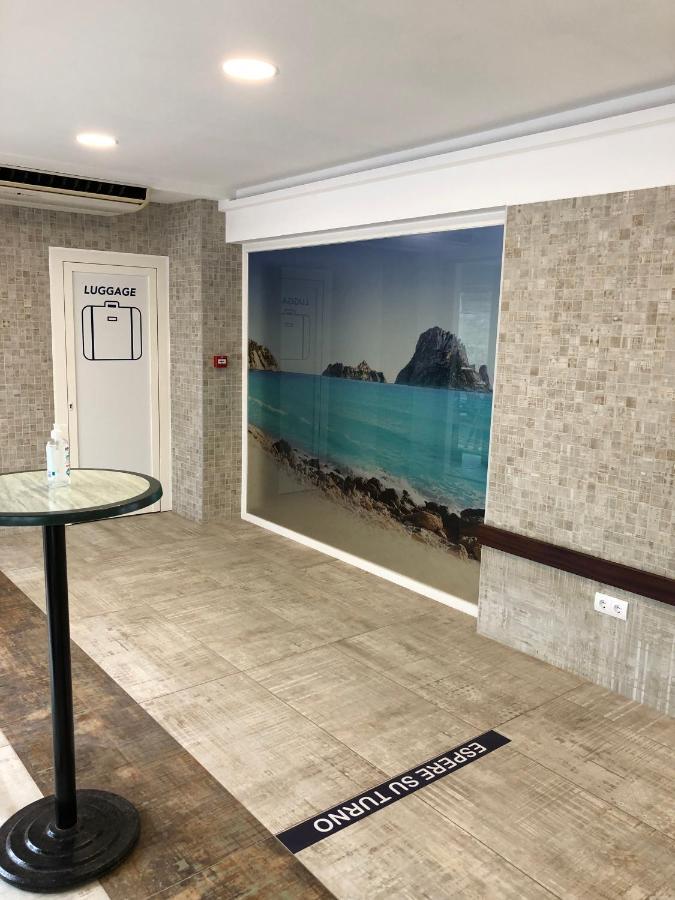 Hostal Rosalia San Antonio  Buitenkant foto