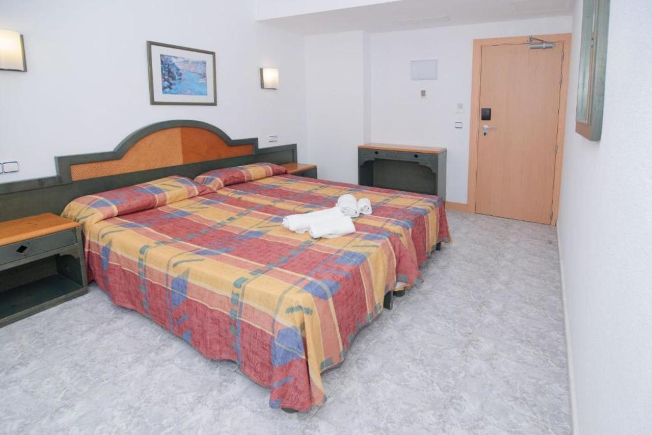 Hostal Rosalia San Antonio  Buitenkant foto
