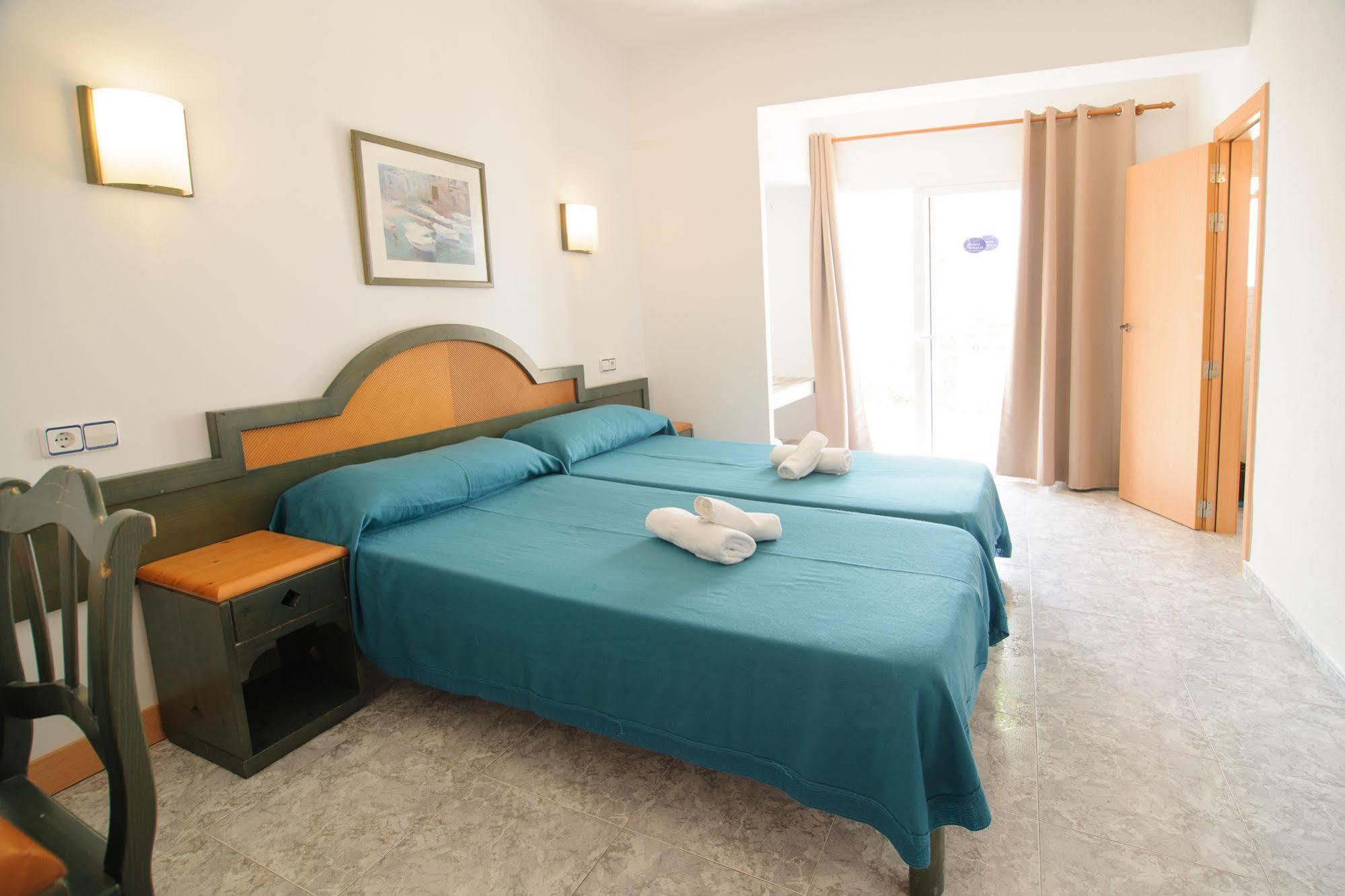 Hostal Rosalia San Antonio  Buitenkant foto