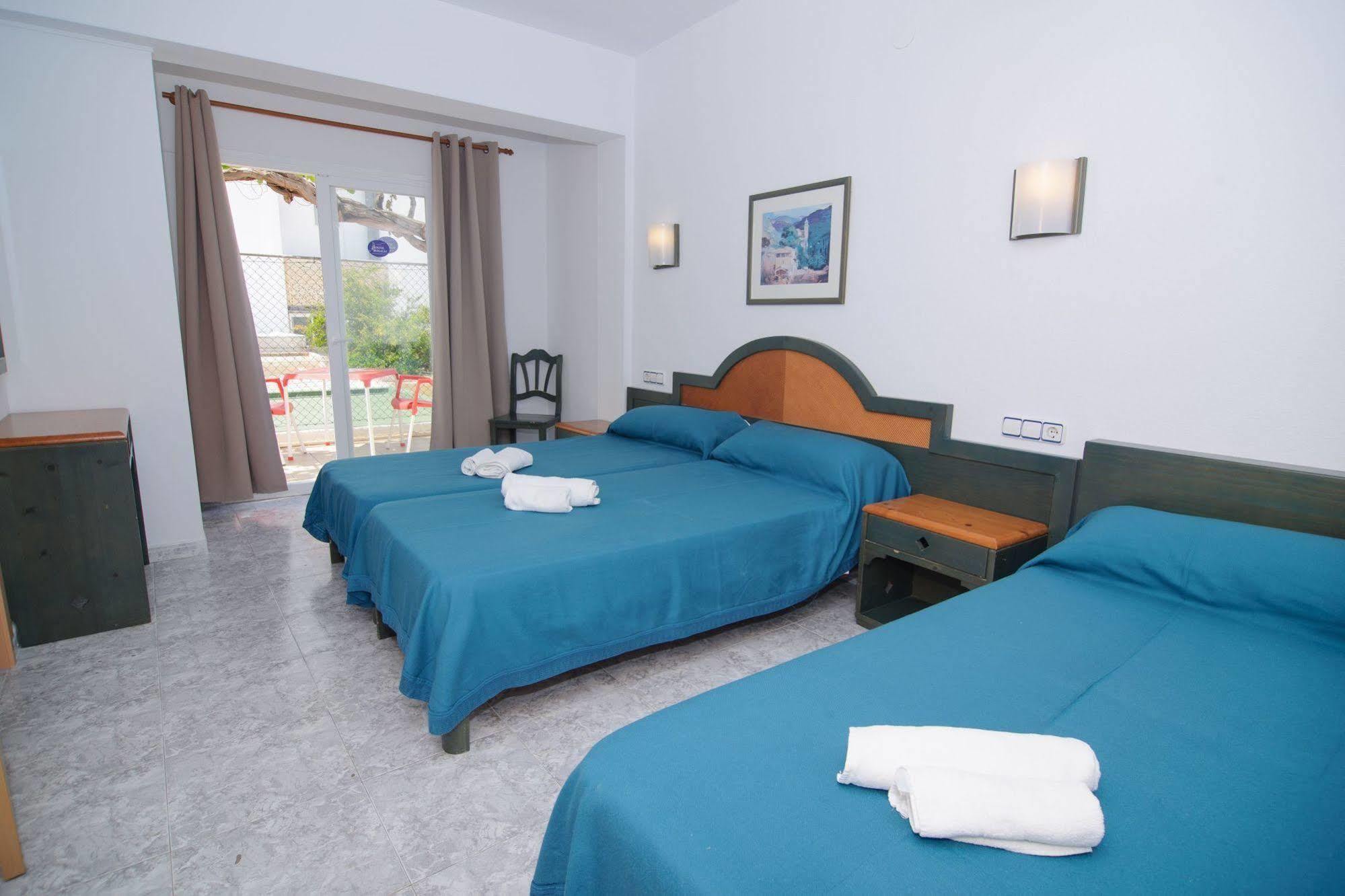 Hostal Rosalia San Antonio  Buitenkant foto