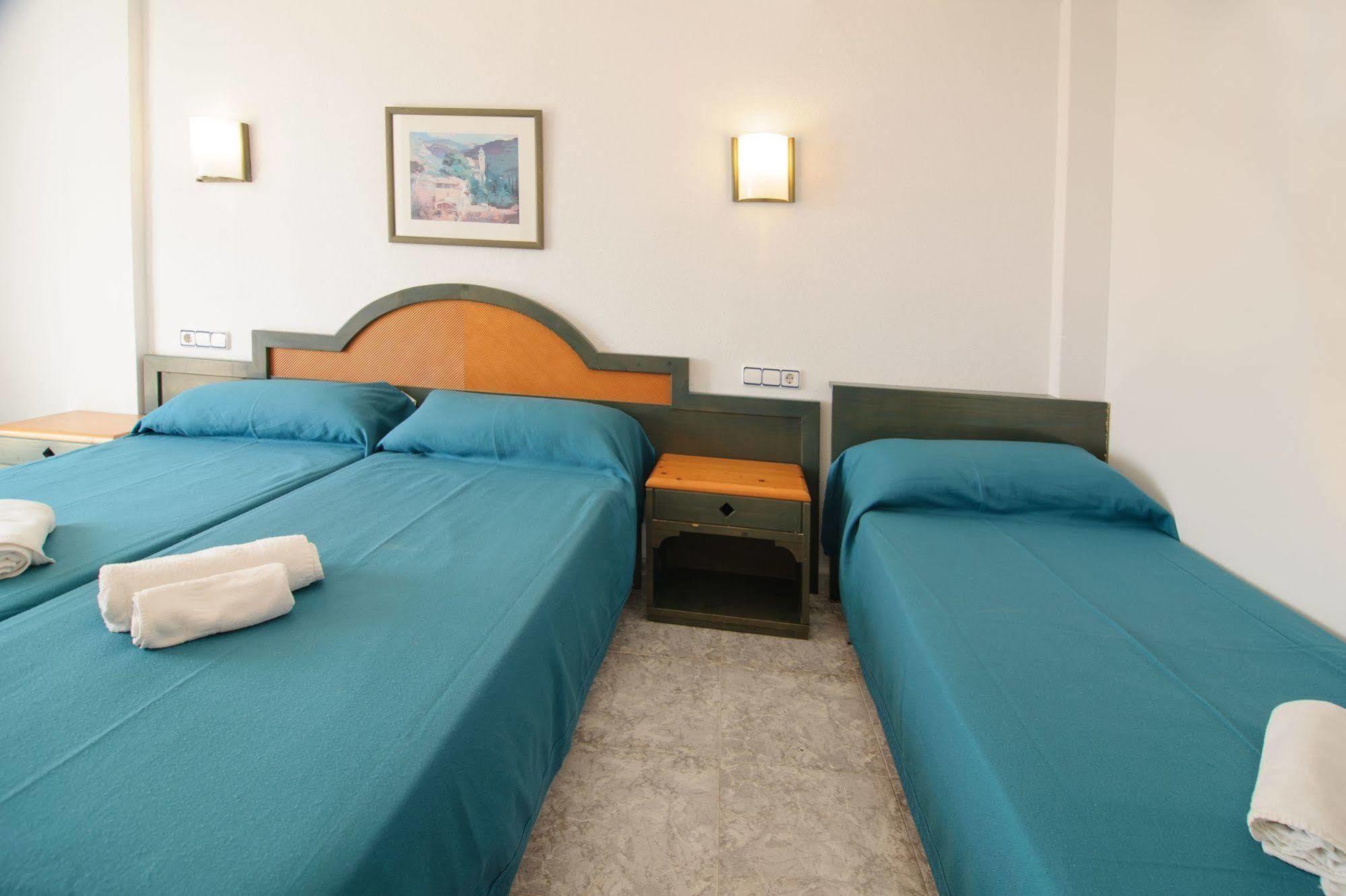 Hostal Rosalia San Antonio  Buitenkant foto